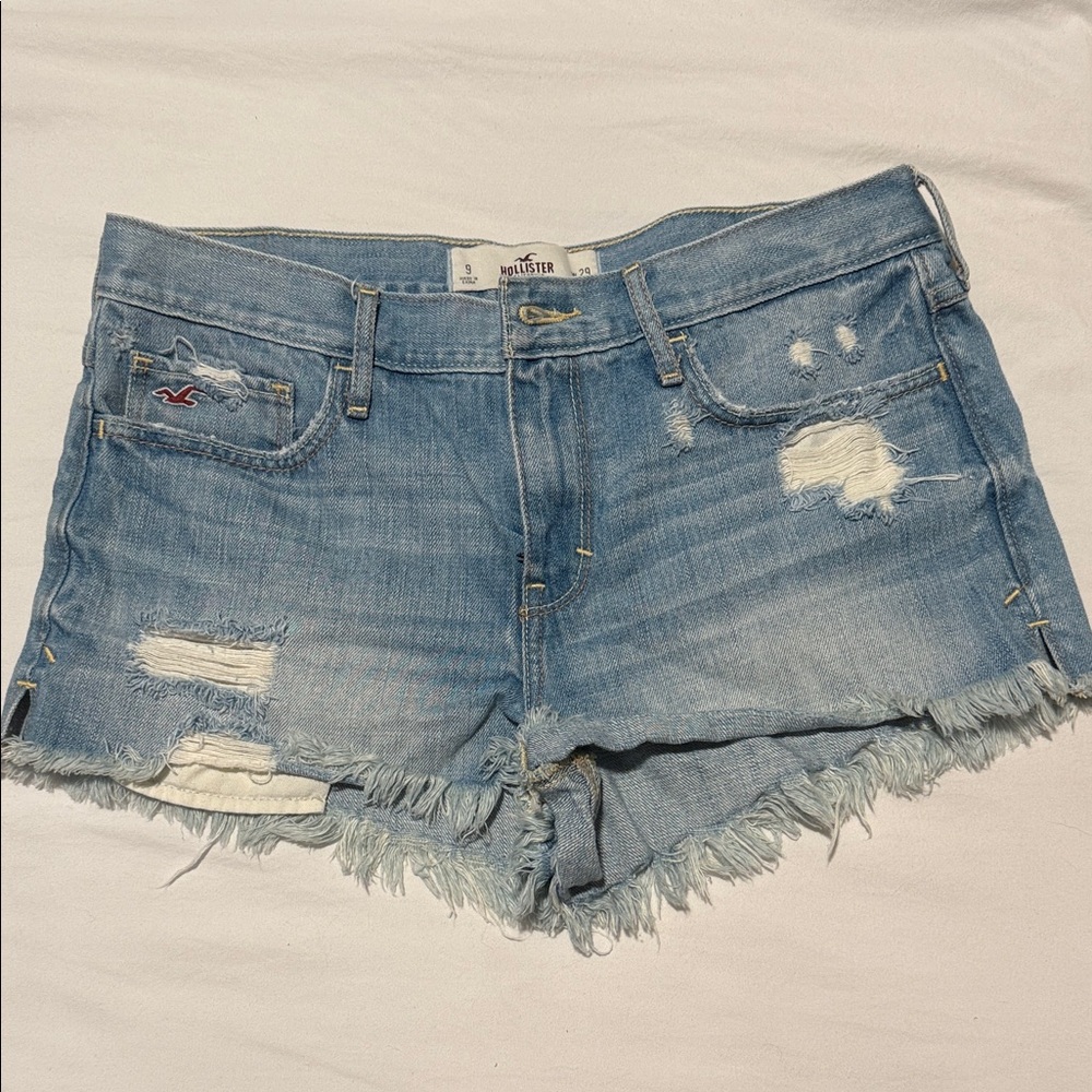 Hollister Women's Light Blue Distressed Jean Shorts ✨EUC